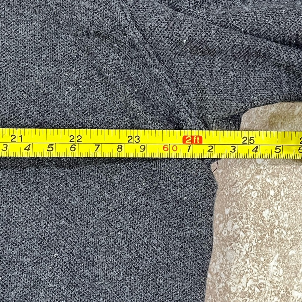 LL BEAN Men's Long Sleeved Polo Shirt - Picture 6 of 8